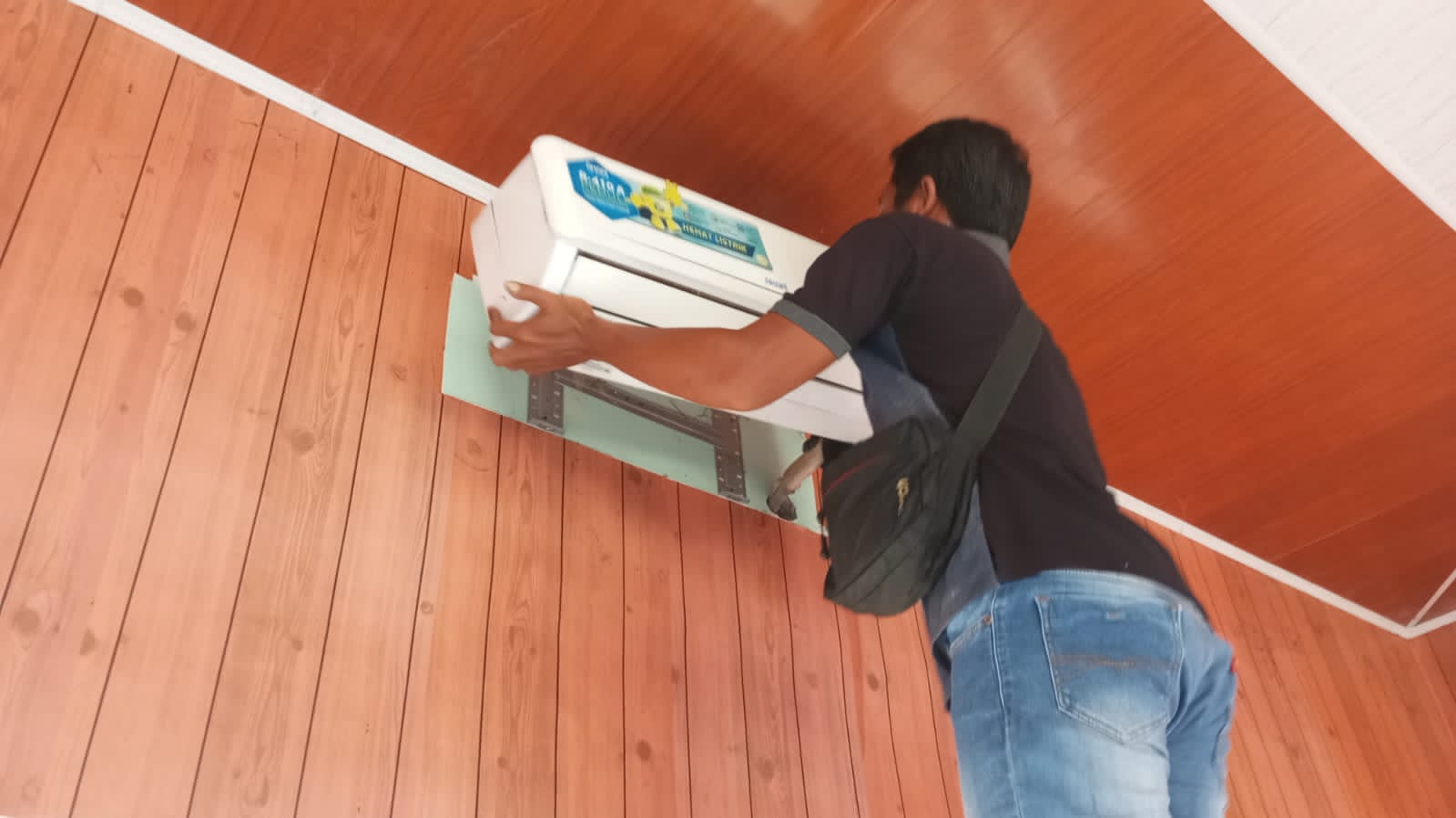 Cuci AC Indramayu